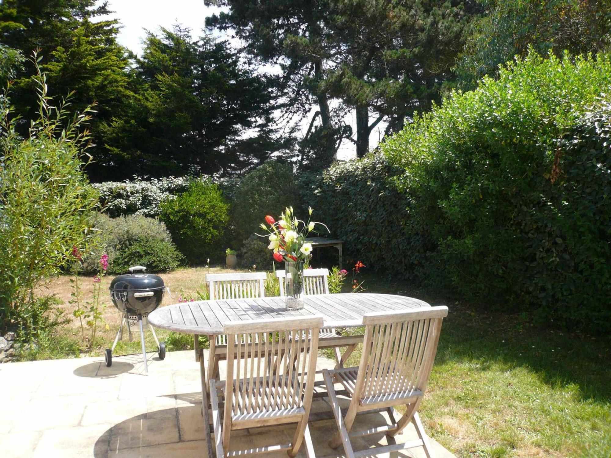 Charmante Maison A Sauzon Avec Grand Jardin, Proche Commerces Et Plage - Fr-1-418-82 Eksteriør billede