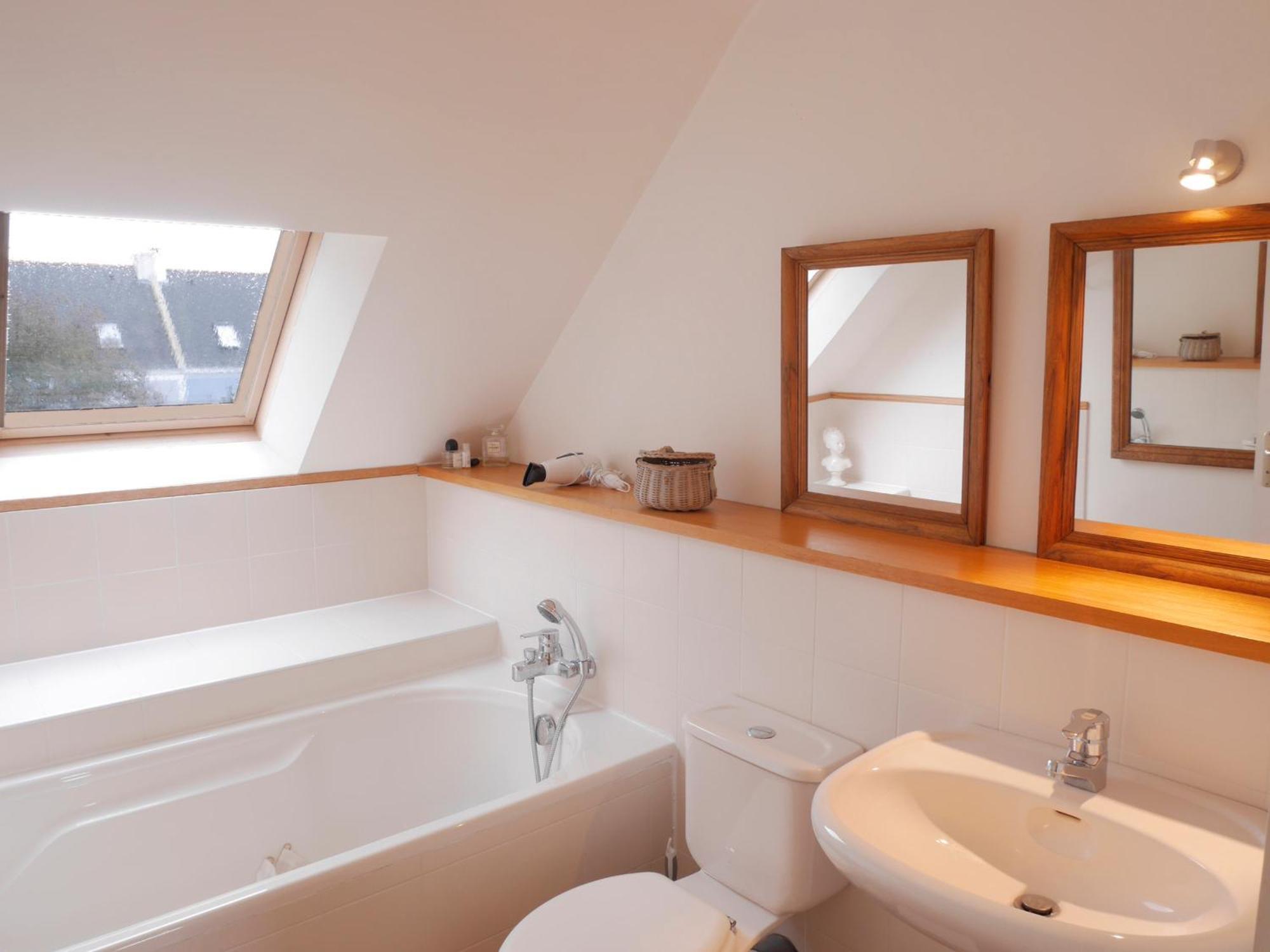 Charmante Maison A Sauzon Avec Grand Jardin, Proche Commerces Et Plage - Fr-1-418-82 Eksteriør billede